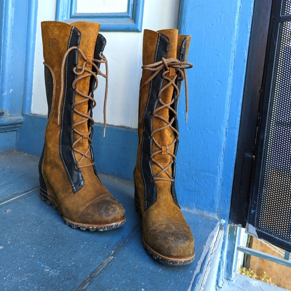 Sorel Lace Up Distressed Tall Boots Womens Size 9